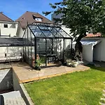 A Place To Stavanger, 1 * Στάβανγκερ